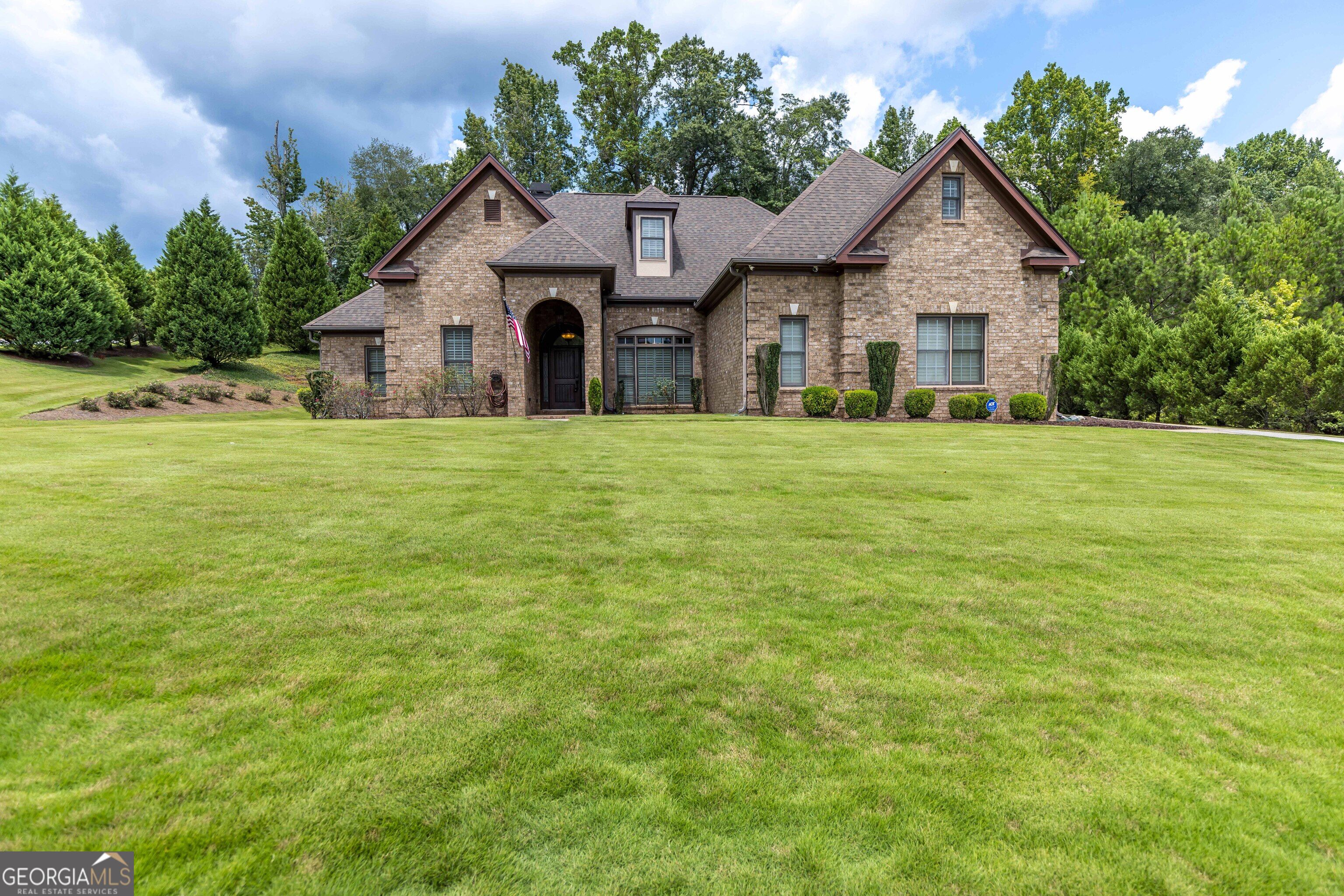 1602 Mason Court Property Photo 1