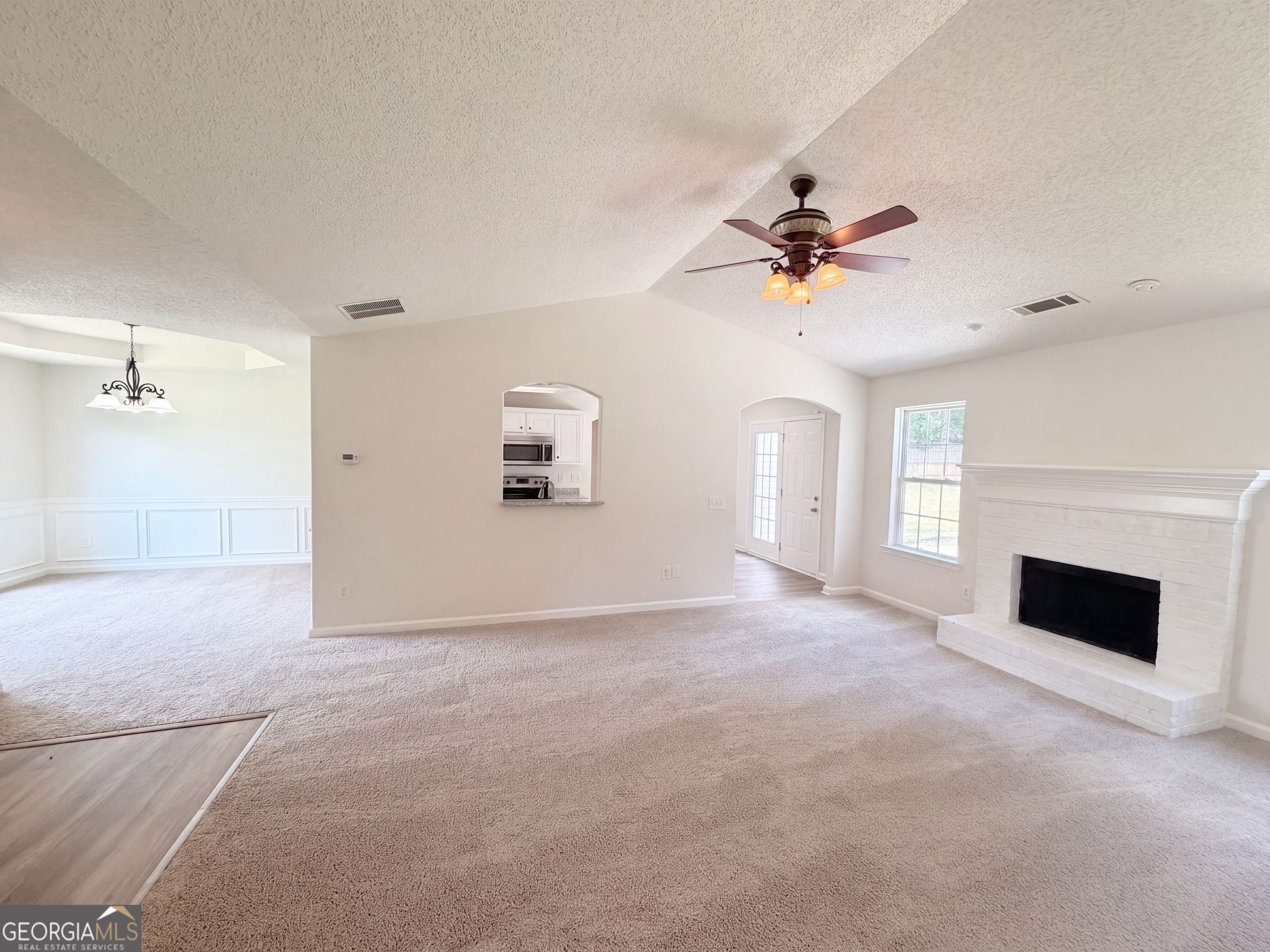 2506 Marixa Drive Property Photo 8
