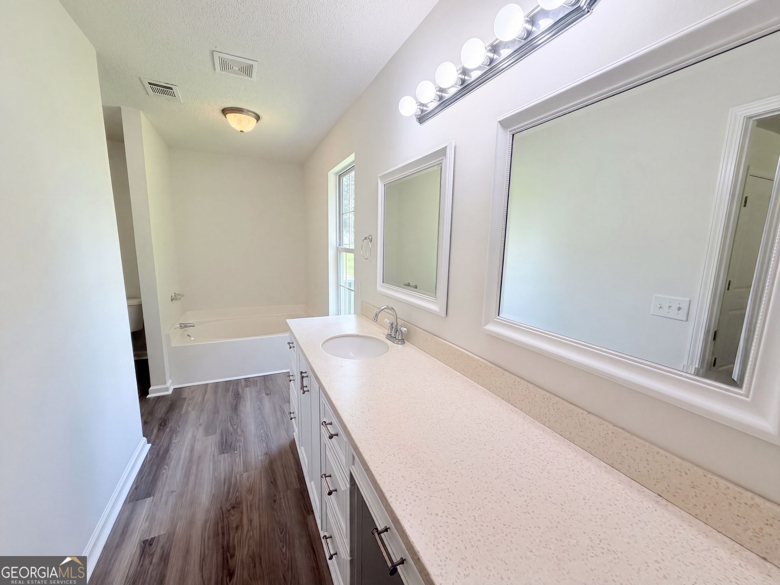 2506 Marixa Drive Property Photo 12