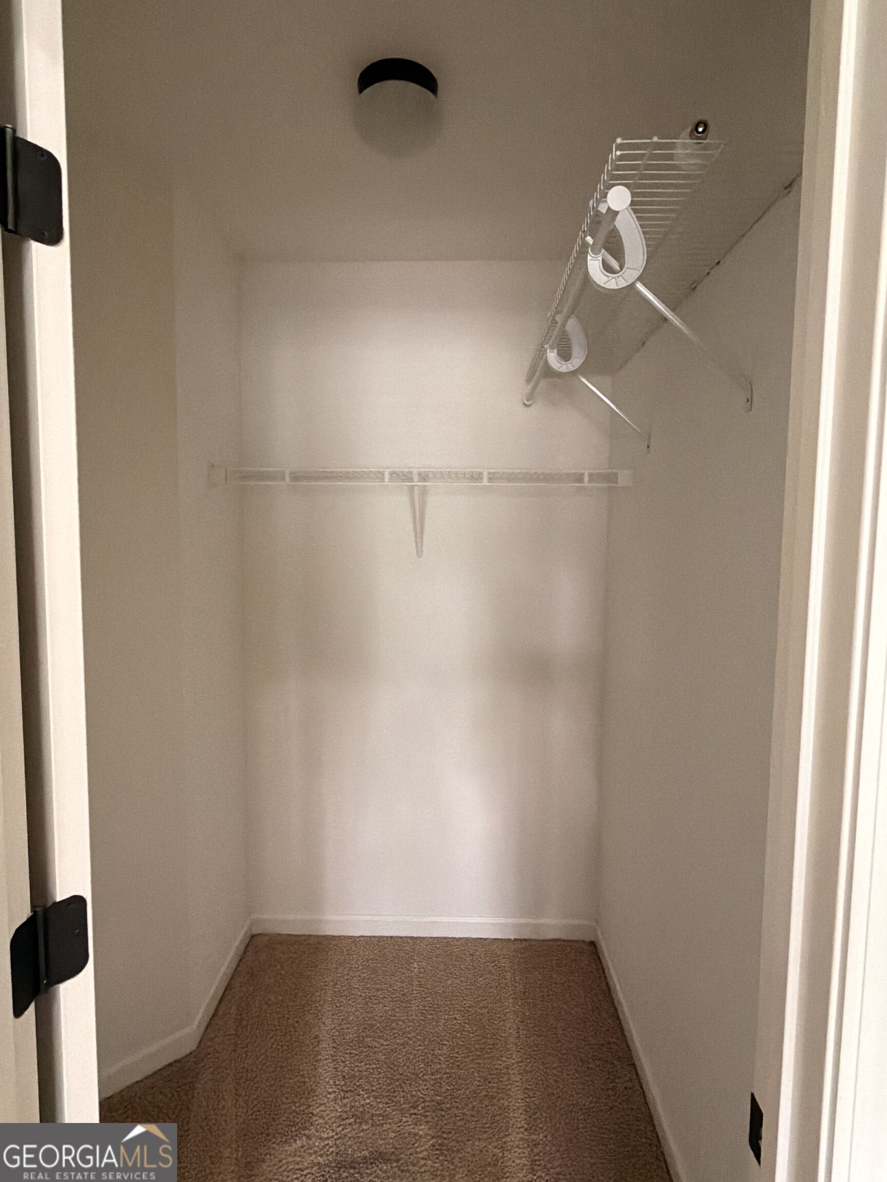 559 Madison Park Drive Property Photo 8