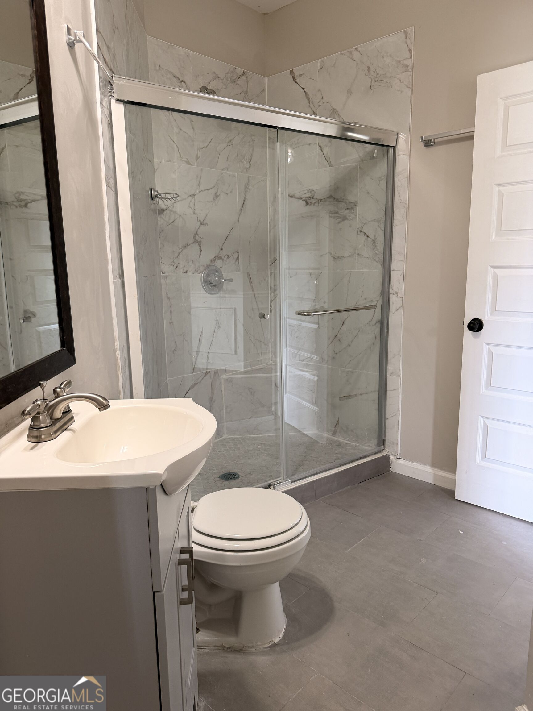 559 Madison Park Drive Property Photo 11