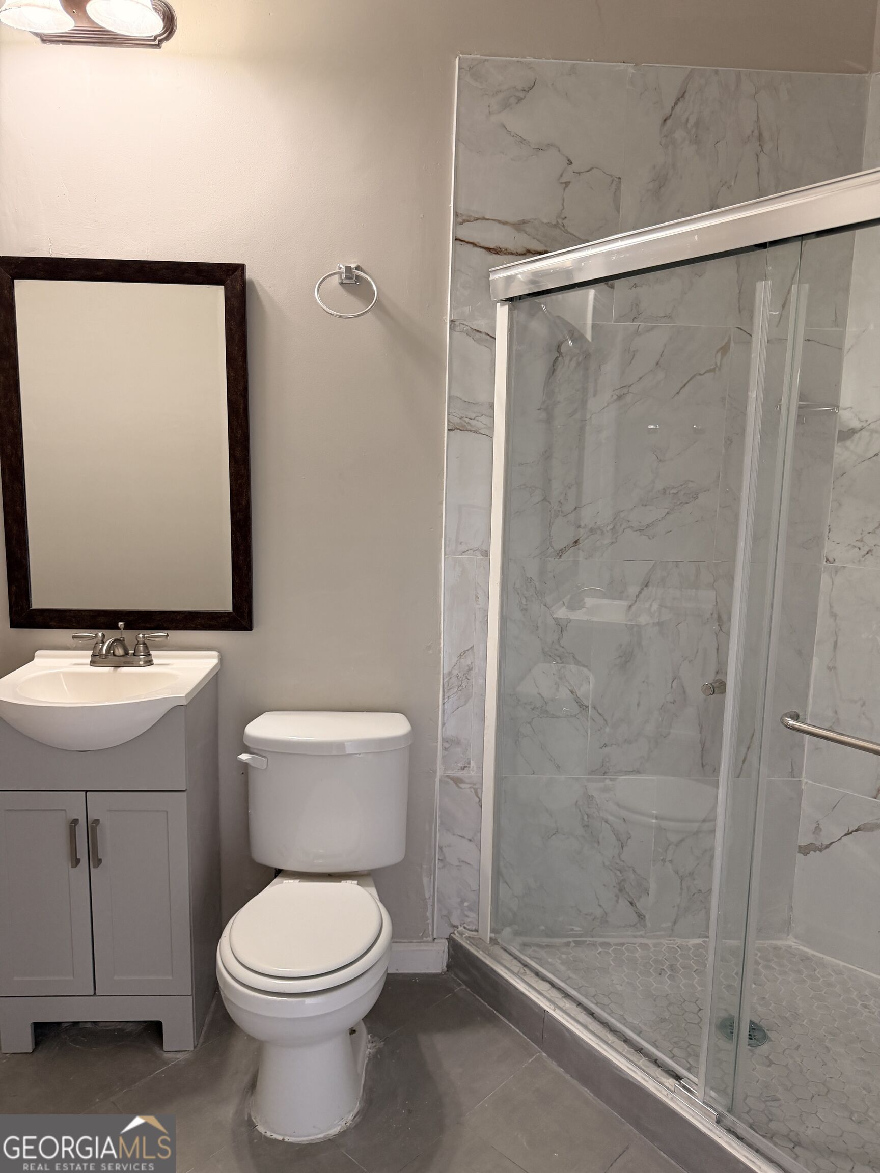 559 Madison Park Drive Property Photo 12