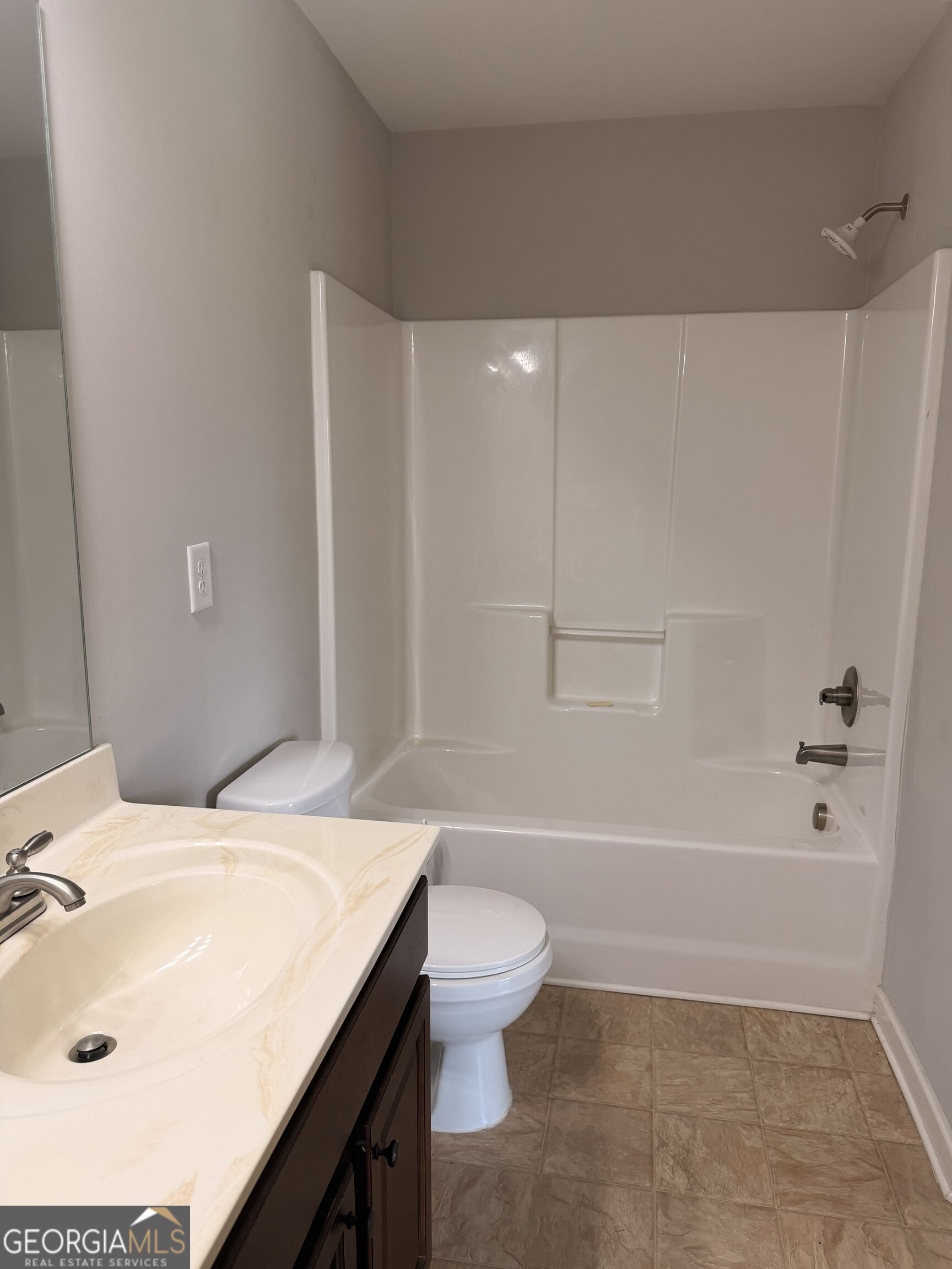 559 Madison Park Drive Property Photo 37