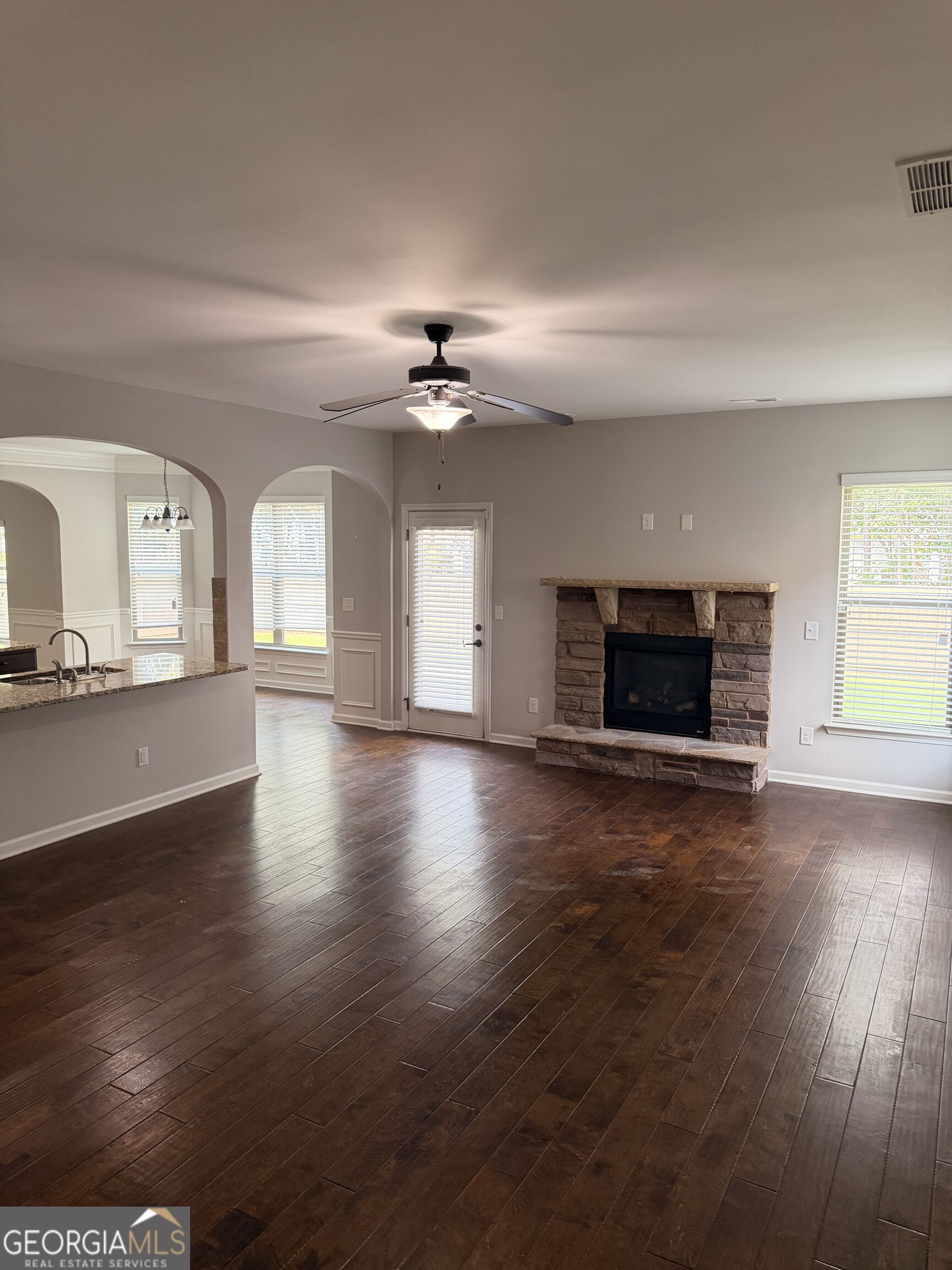 559 Madison Park Drive Property Photo 39