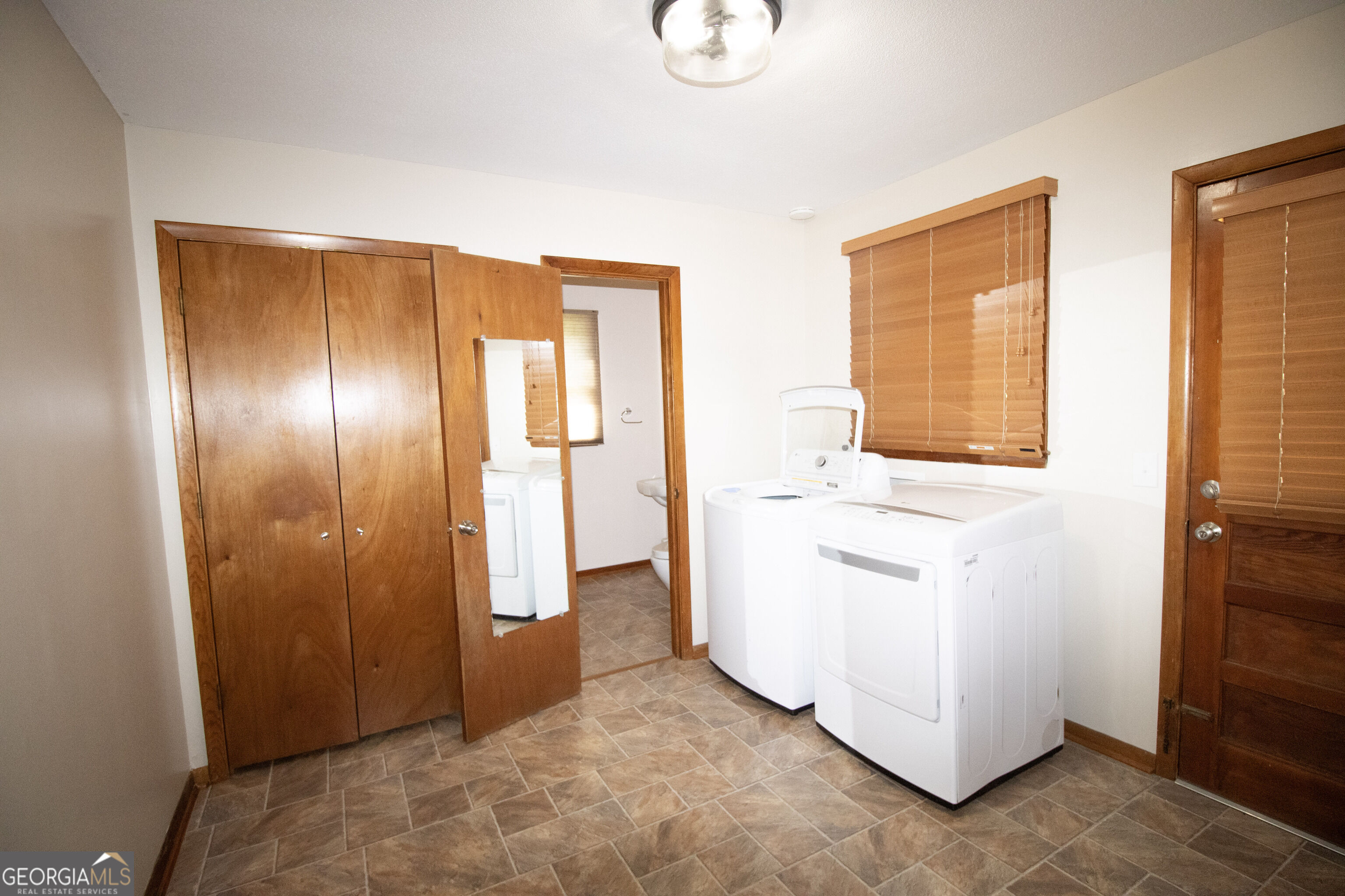 111 Ashley Lane Property Photo 15