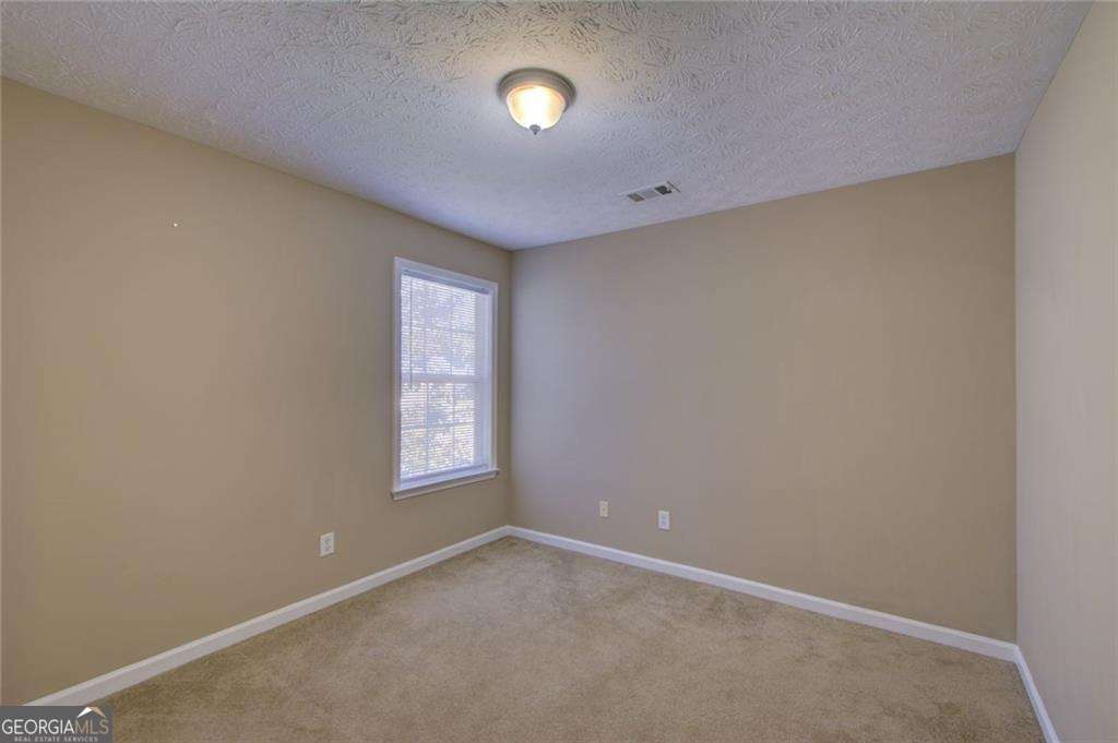 2820 Northcliff Drive Property Photo 15