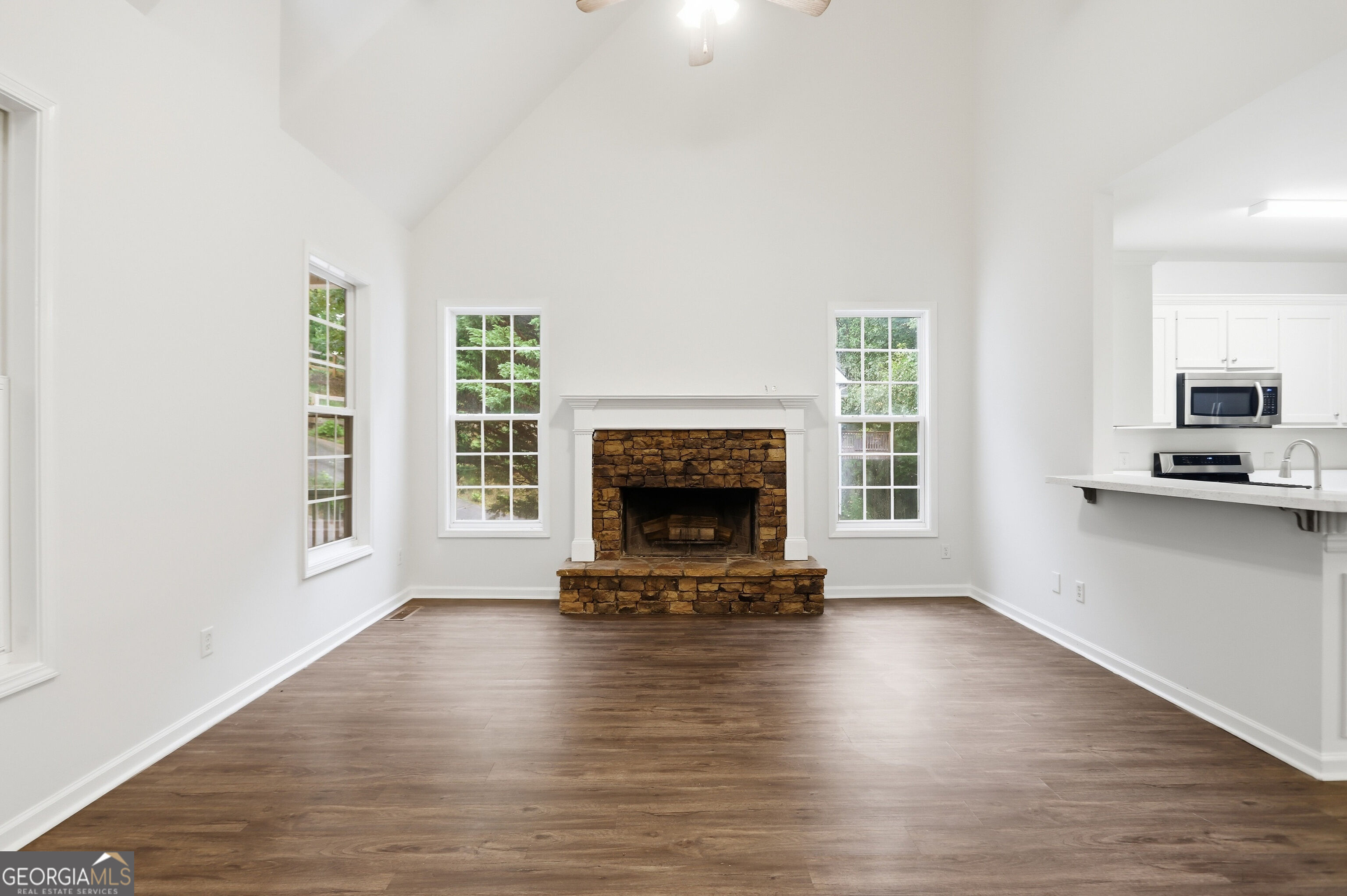 10283 Freehome Highway Property Photo 6