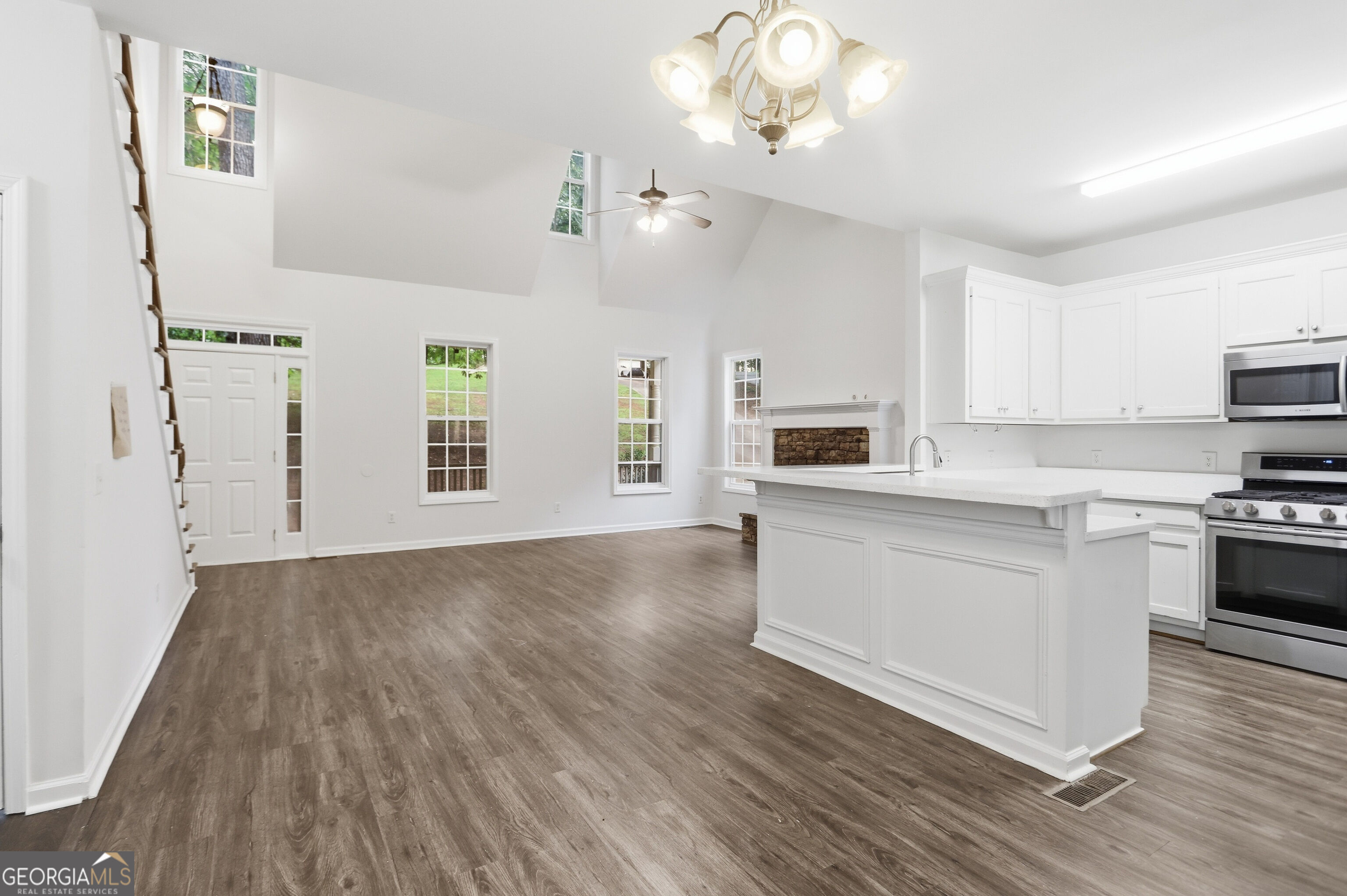 10283 Freehome Highway Property Photo 10