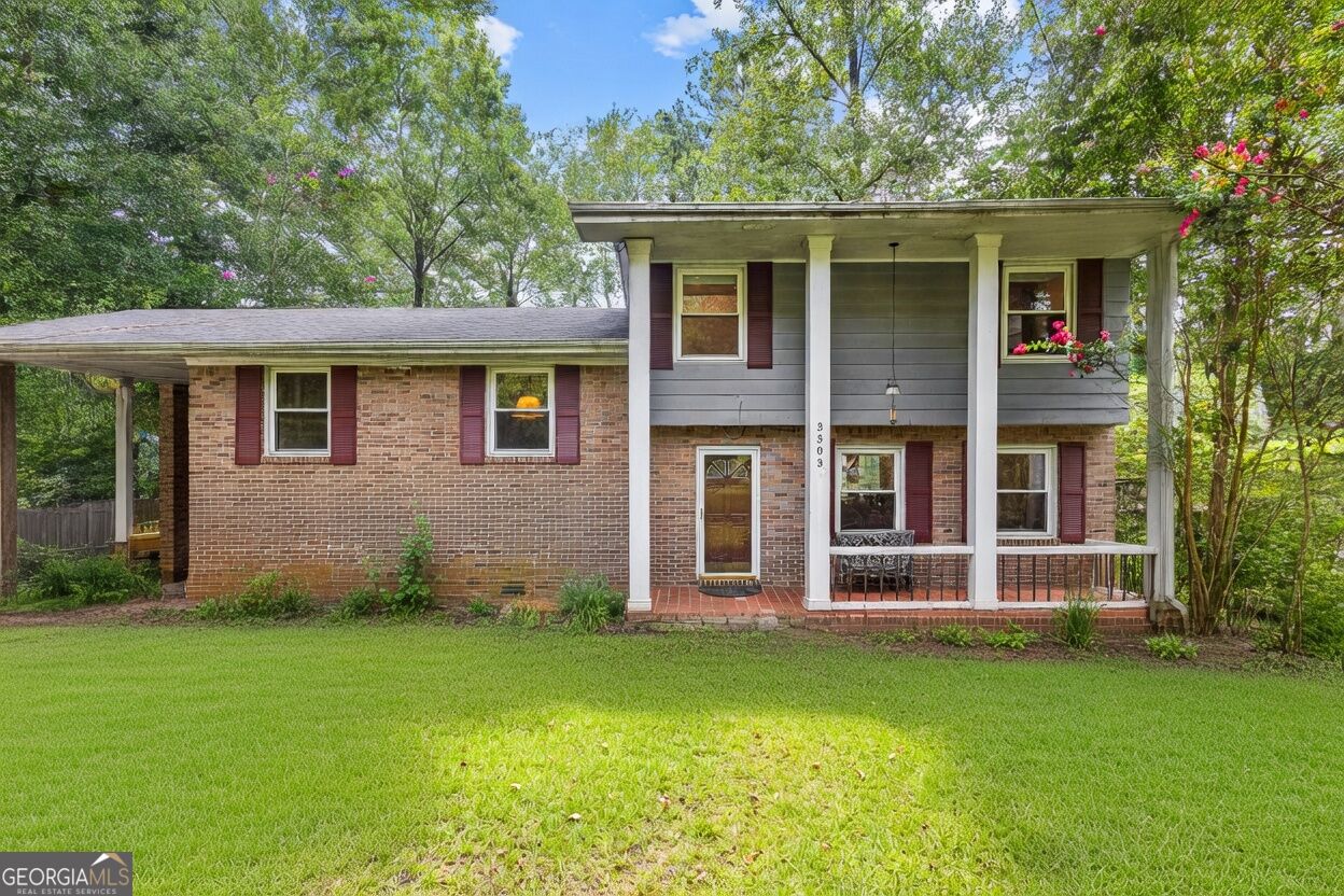 3303 Kilarney Court Property Photo 1