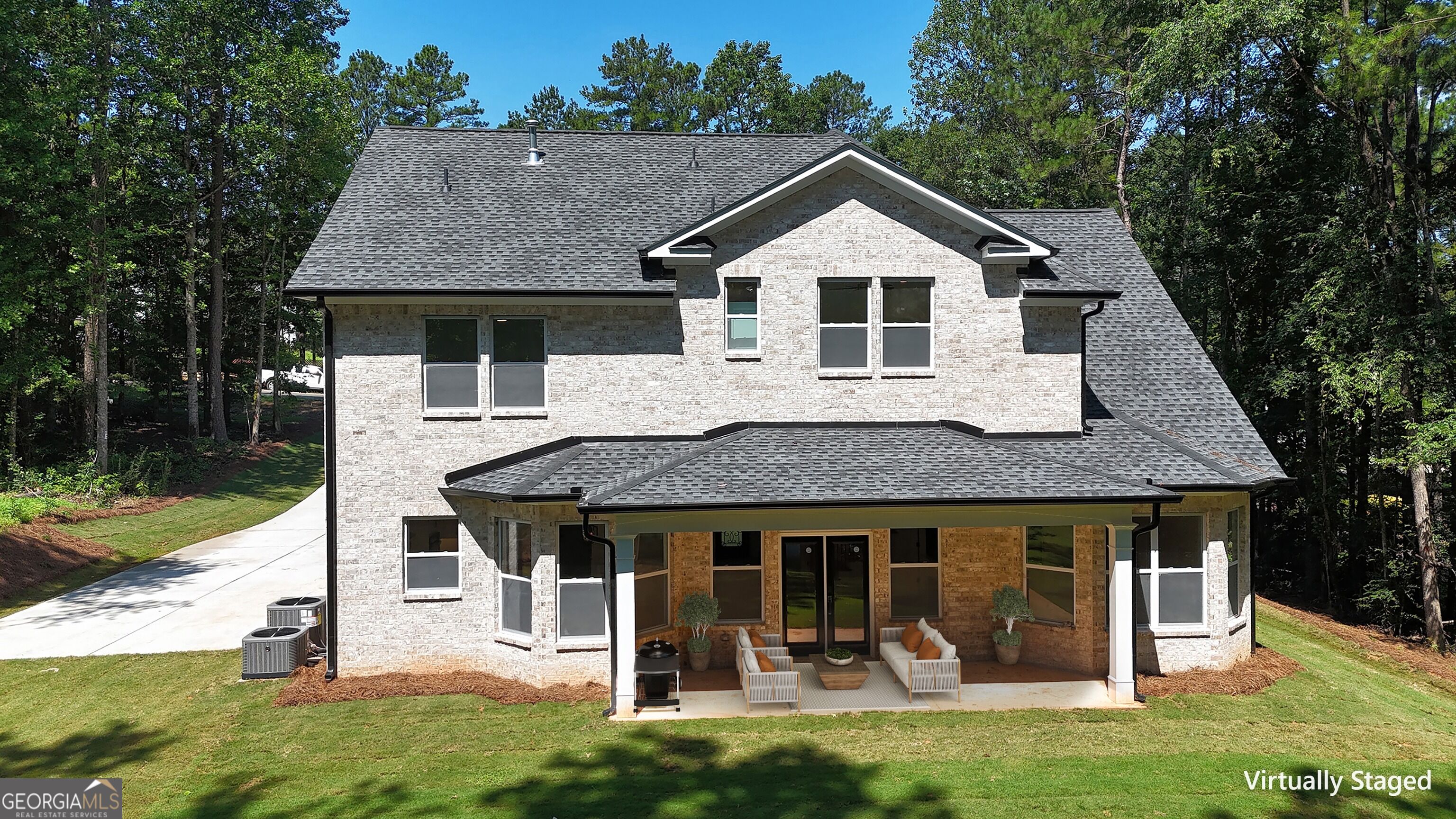 7954 Spivey Road Property Photo 3