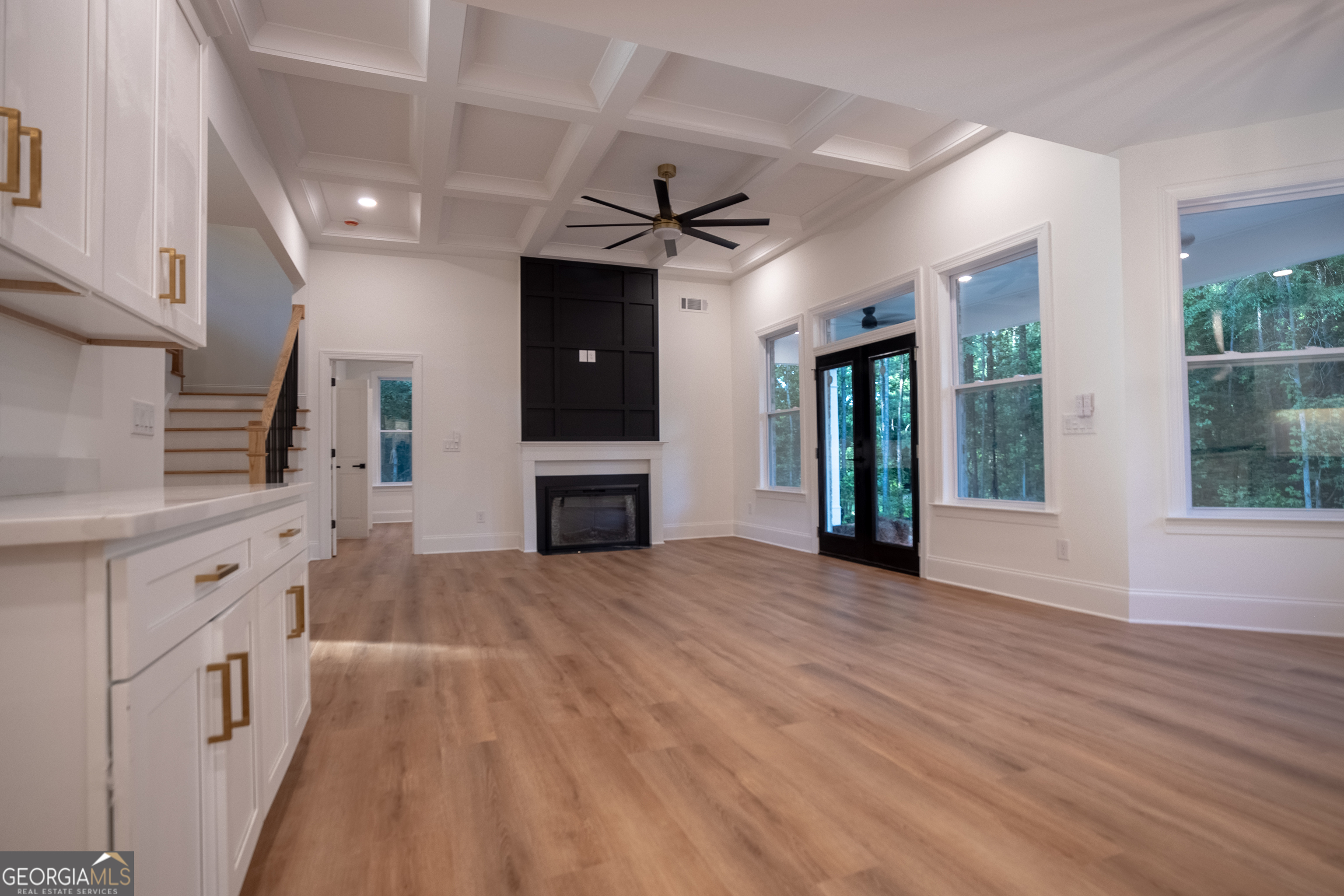 7954 Spivey Road Property Photo 14