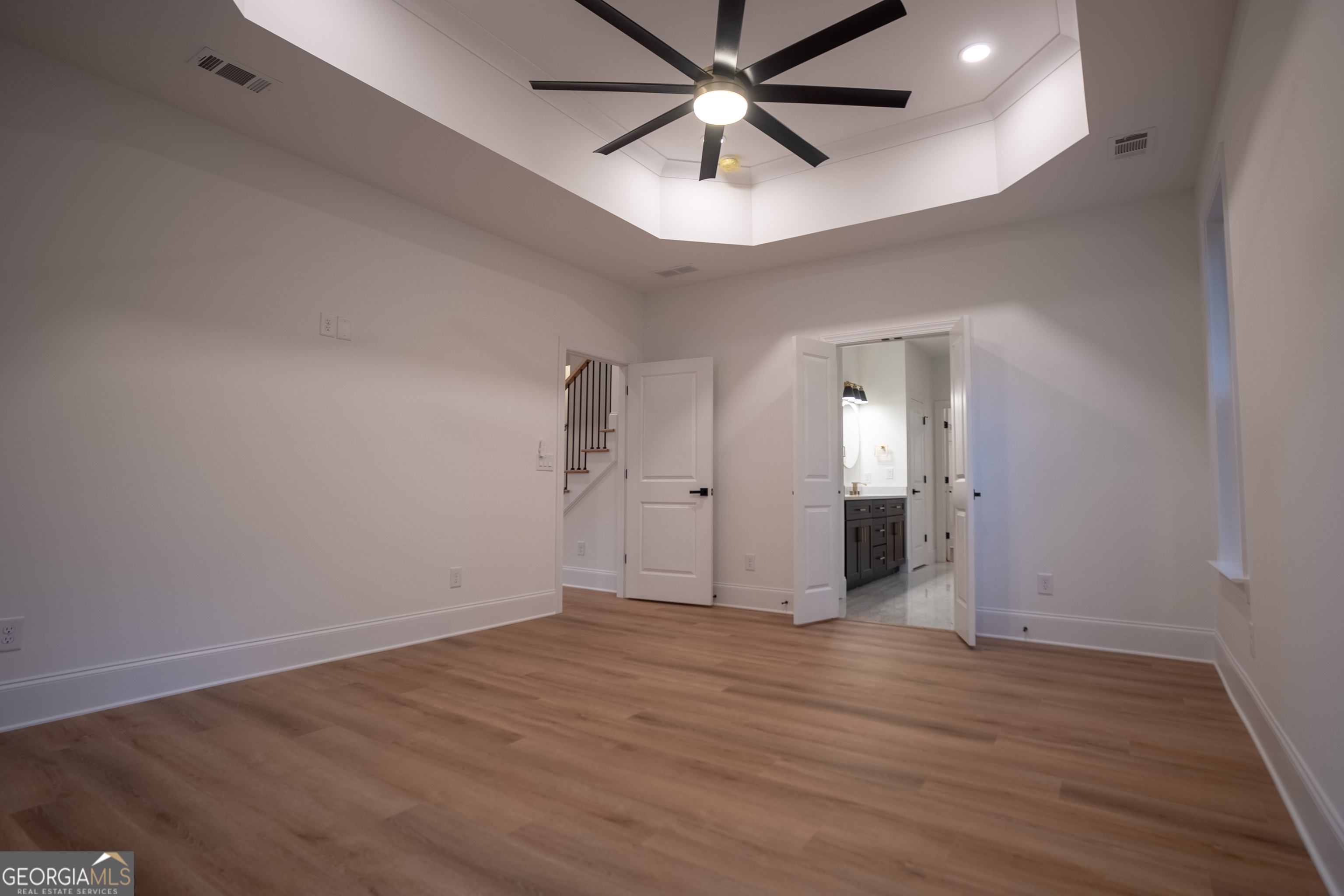 7954 Spivey Road Property Photo 25