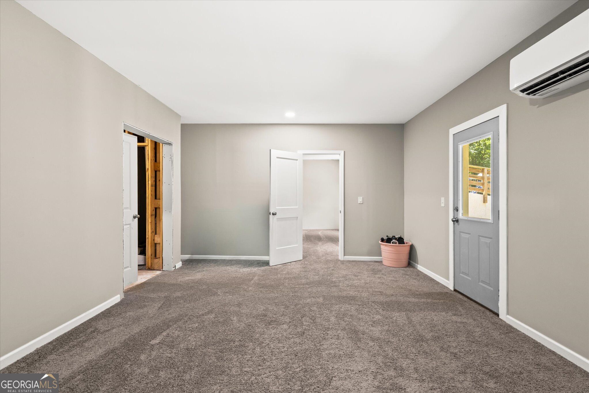310 Wooded Glen Lane Property Photo 27