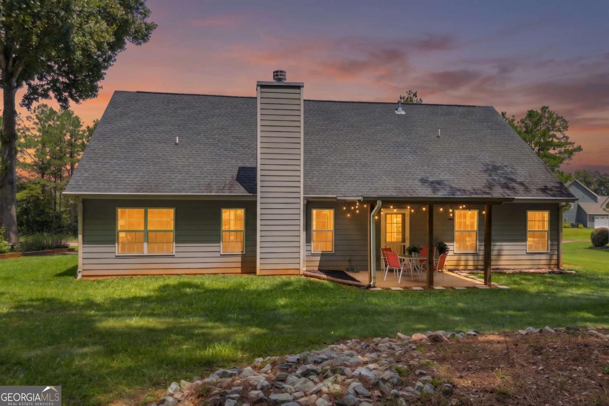 388 Belmont Park Drive Property Photo 3
