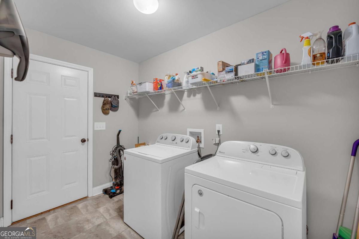 388 Belmont Park Drive Property Photo 20