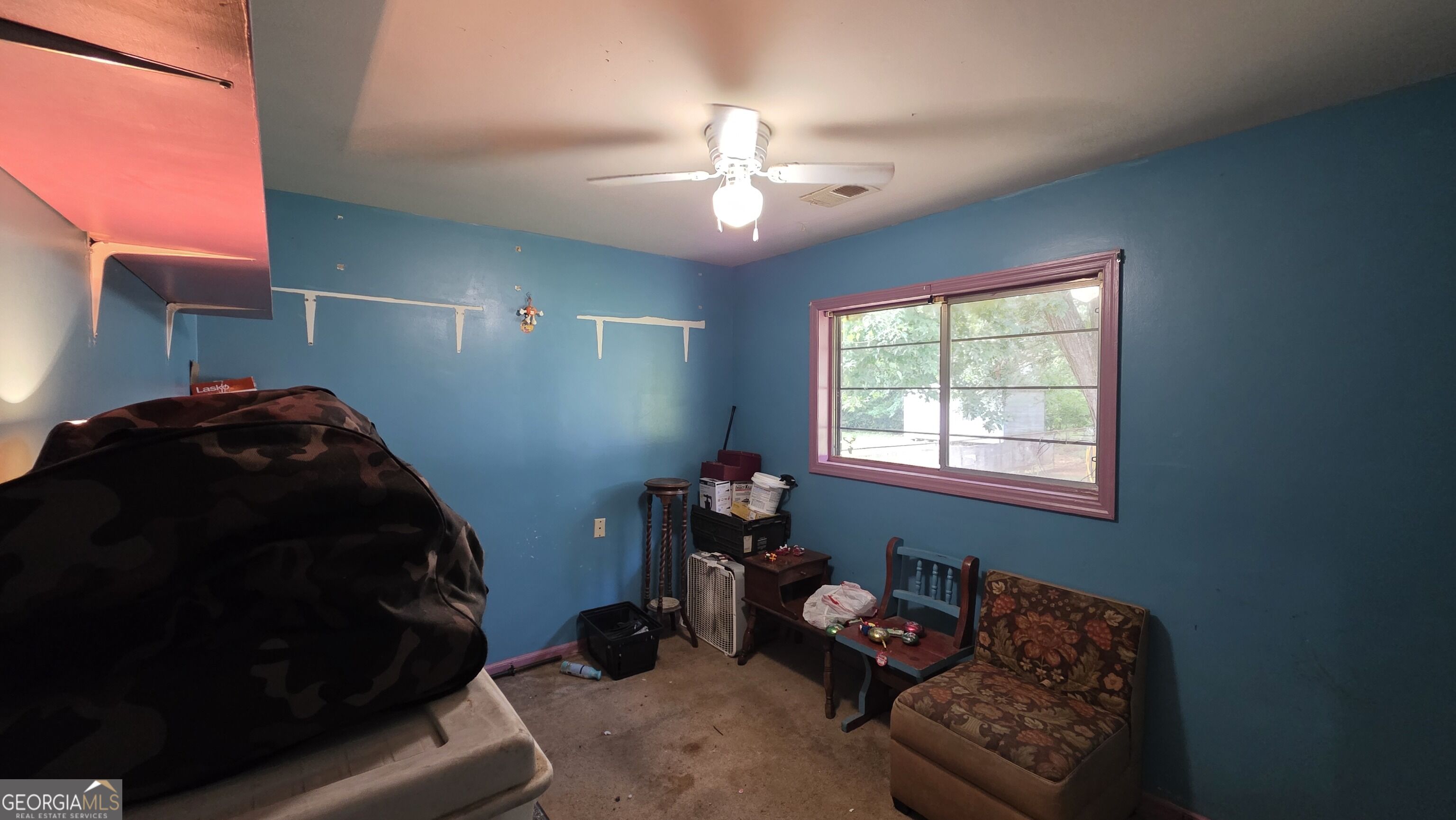 1566 Flicker Road Property Photo 9