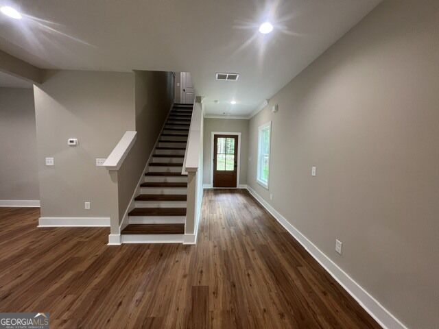 258 Stonington Drive Property Photo 8