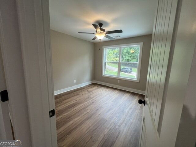 258 Stonington Drive Property Photo 12