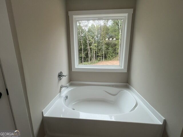 258 Stonington Drive Property Photo 21