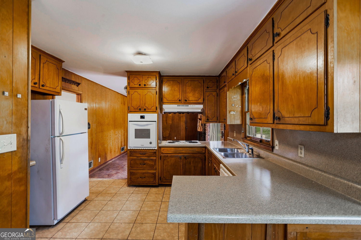 4503 Raleigh Drive Property Photo 2