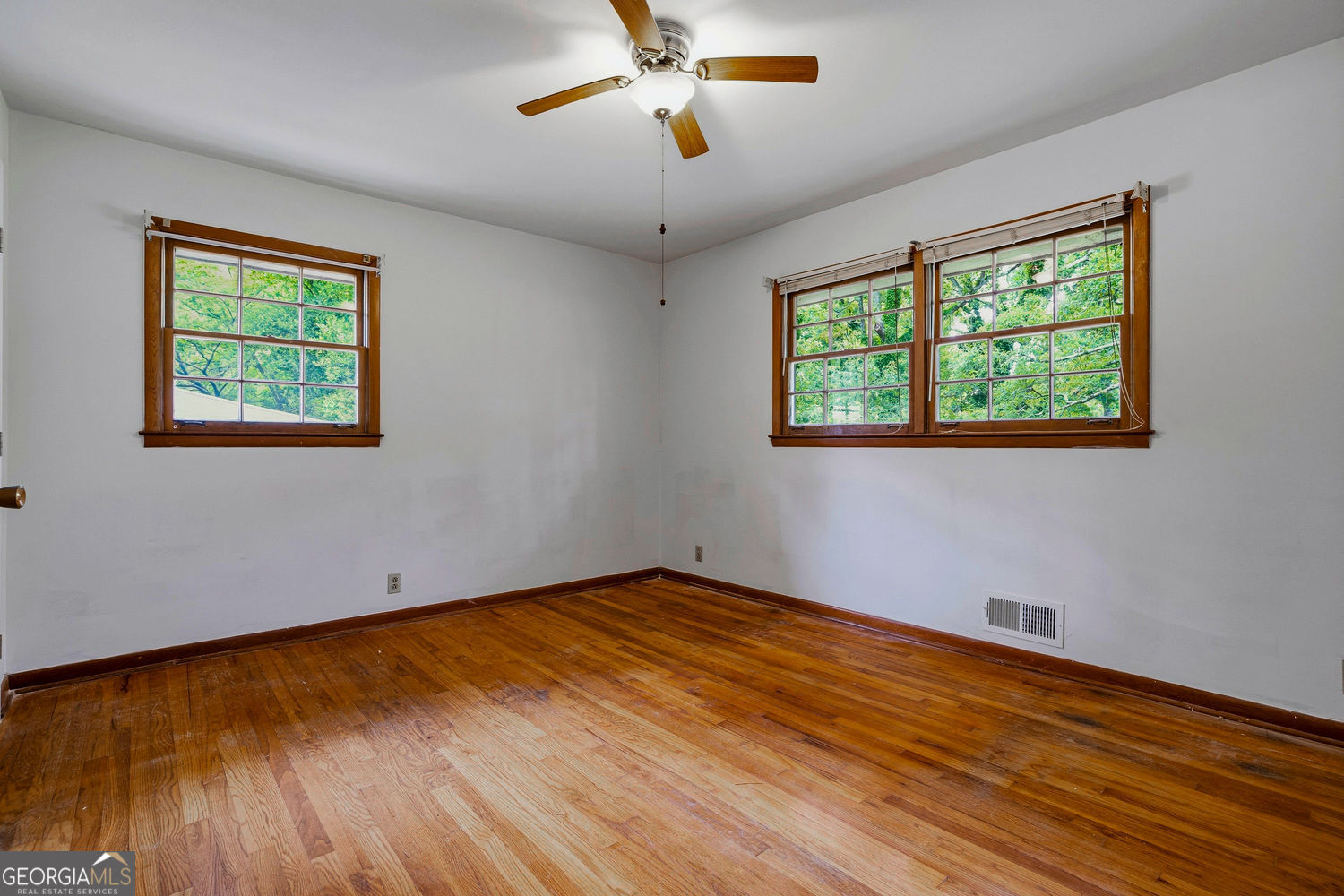 4503 Raleigh Drive Property Photo 13
