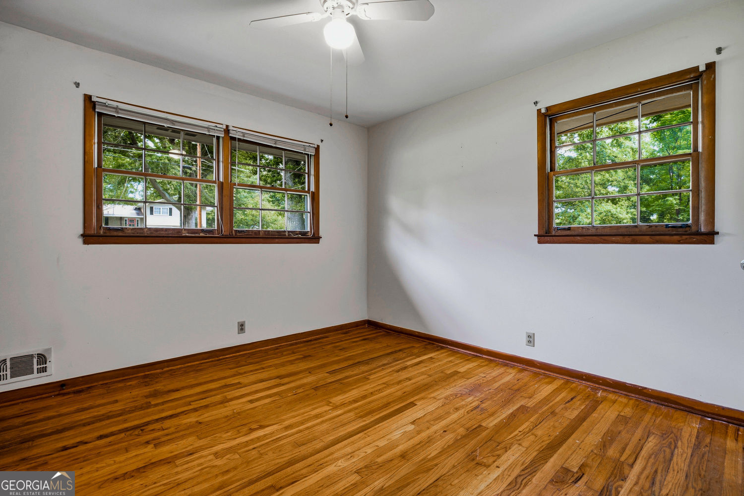 4503 Raleigh Drive Property Photo 17