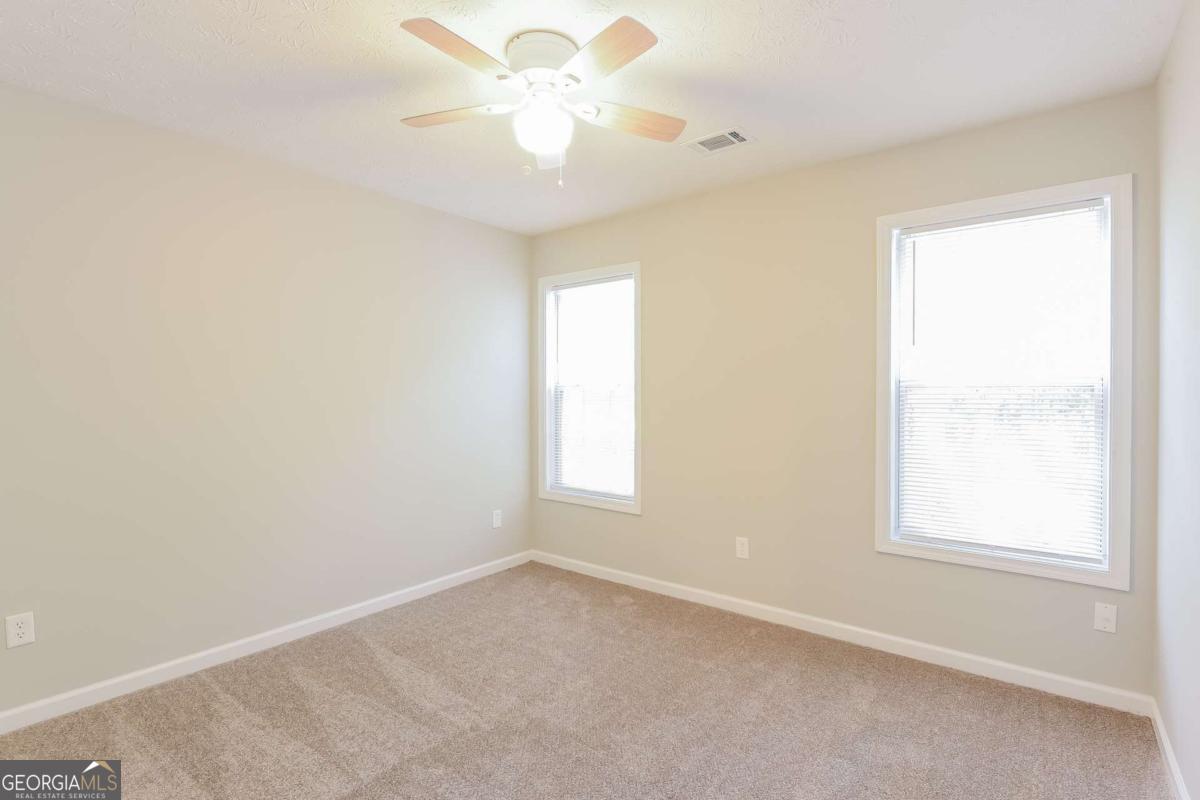 2725 Lenora Springs Drive Property Photo 15
