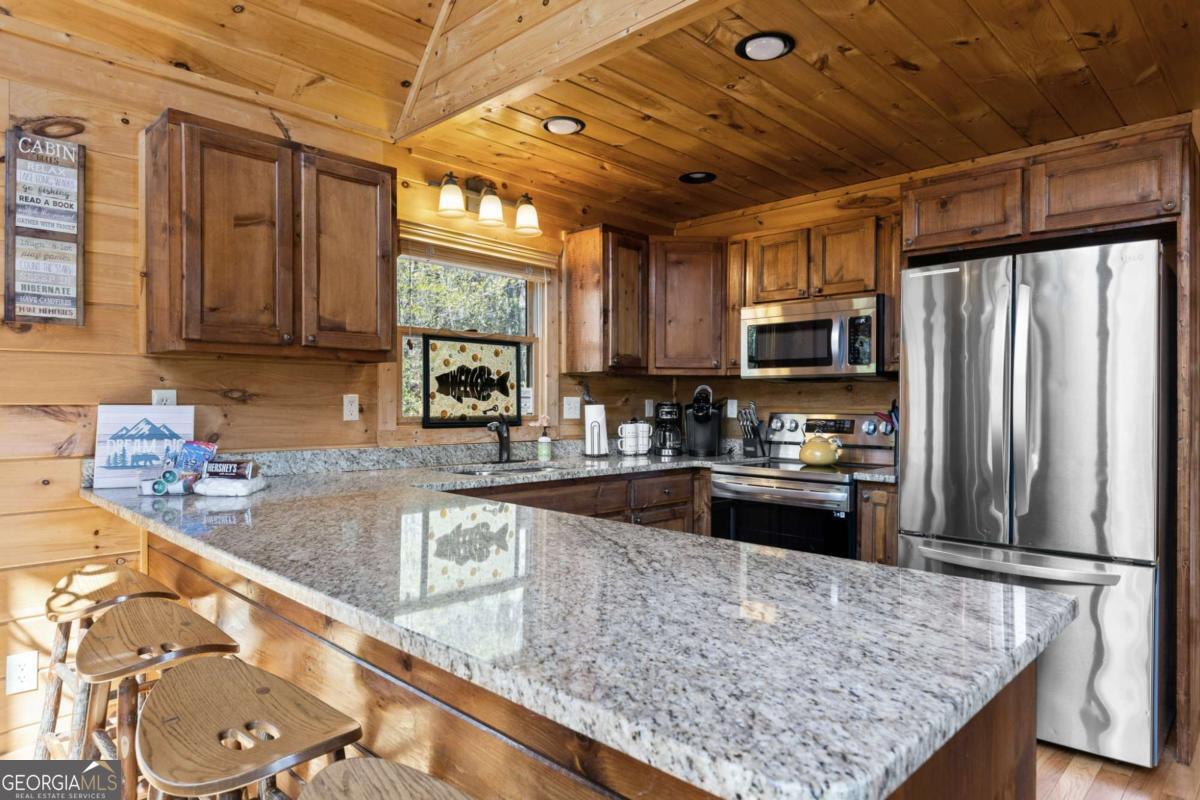 113 Dallas Lane Property Photo 6