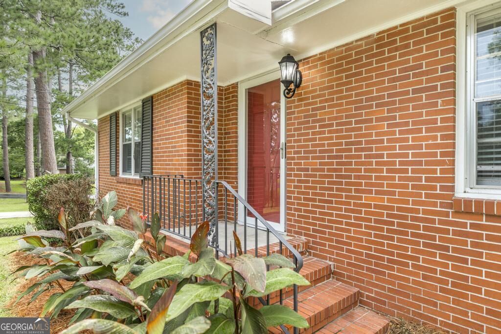 2839 Riverview Road Property Photo 5