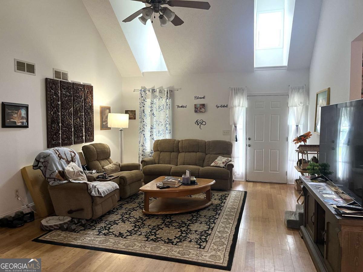942 Creek Run Place Property Photo 6