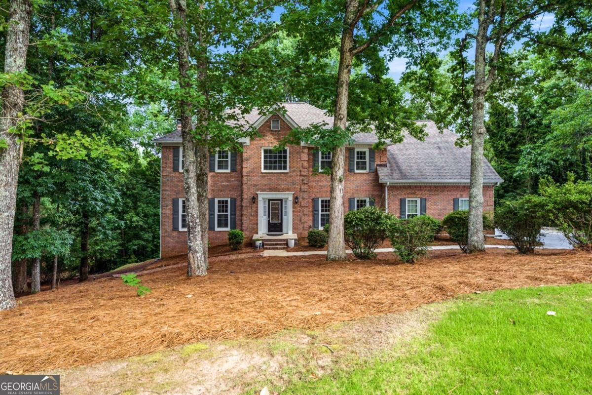 5525 Hampstead Way Property Photo 1