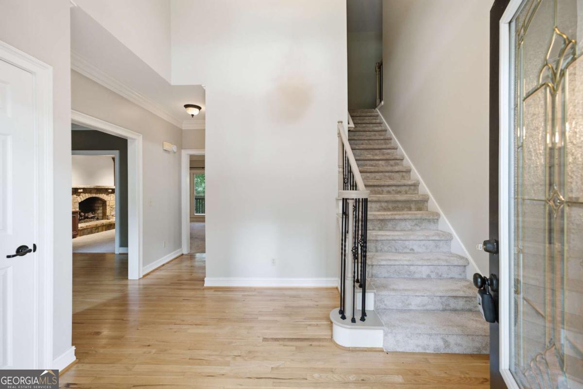 5525 Hampstead Way Property Photo 5