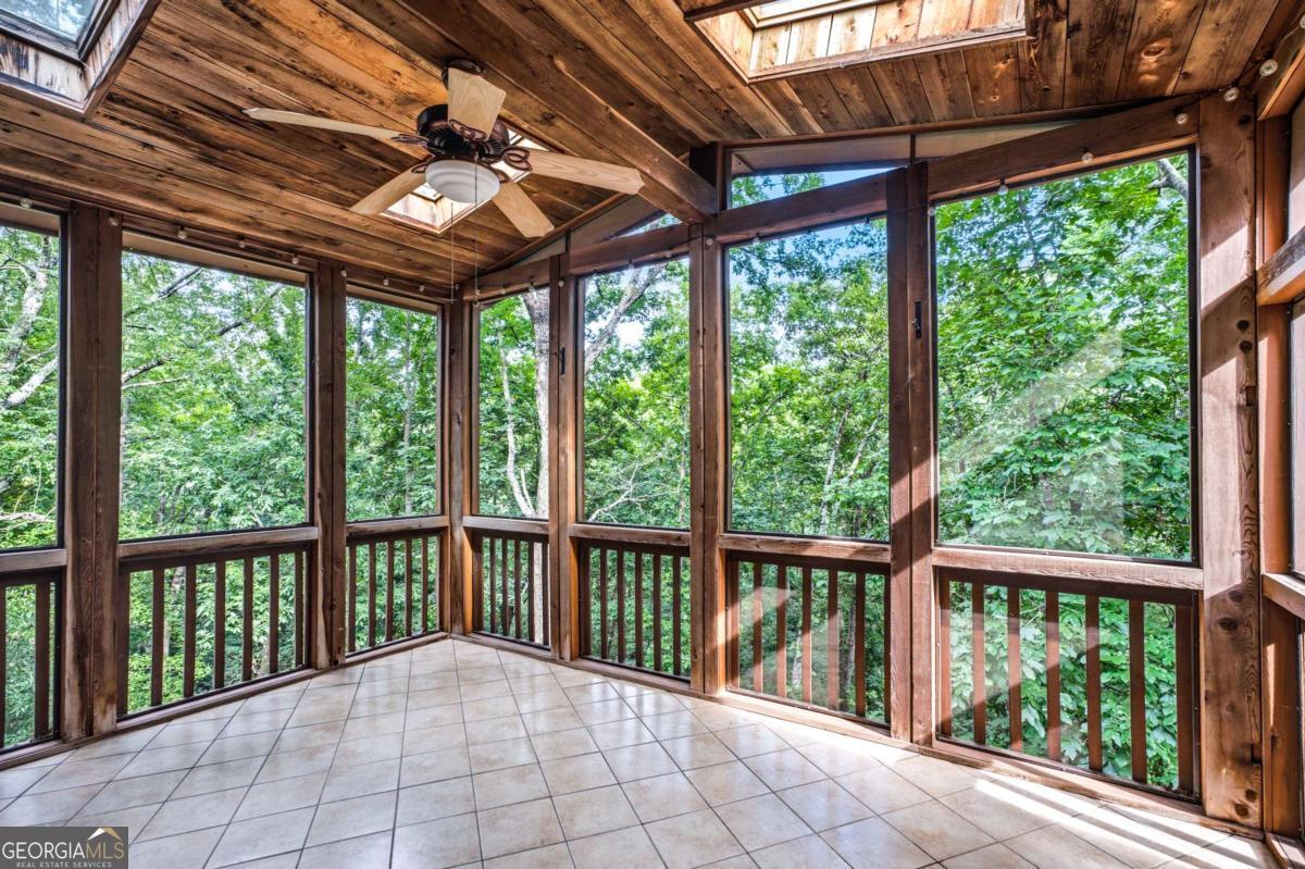 5525 Hampstead Way Property Photo 11