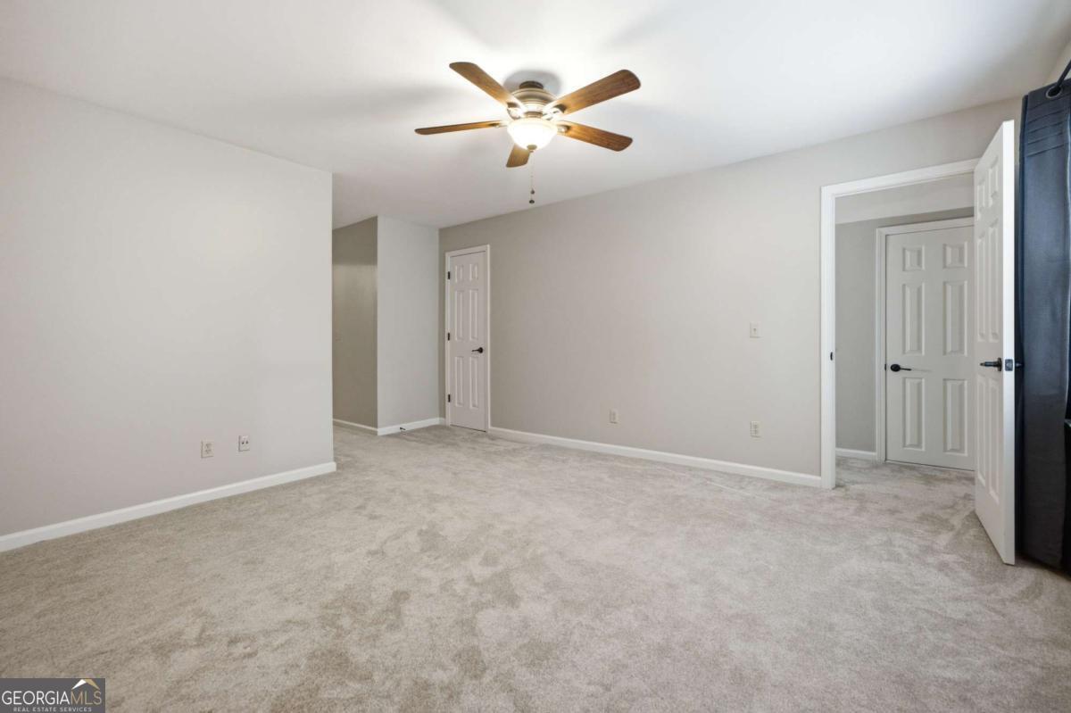 5525 Hampstead Way Property Photo 27