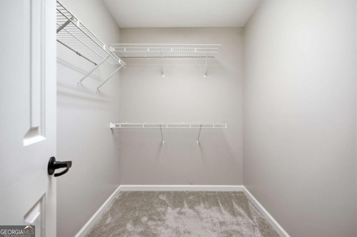 5525 Hampstead Way Property Photo 32