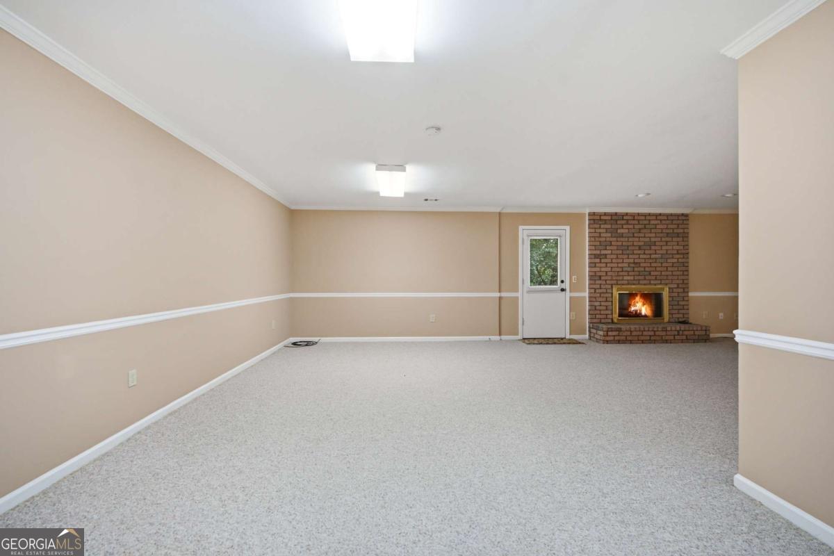 5525 Hampstead Way Property Photo 39