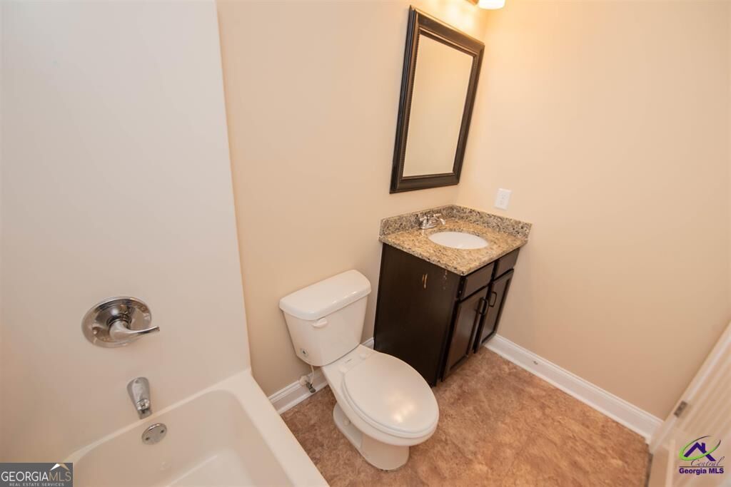 212 Chrisopher Luke Circle Property Photo 35
