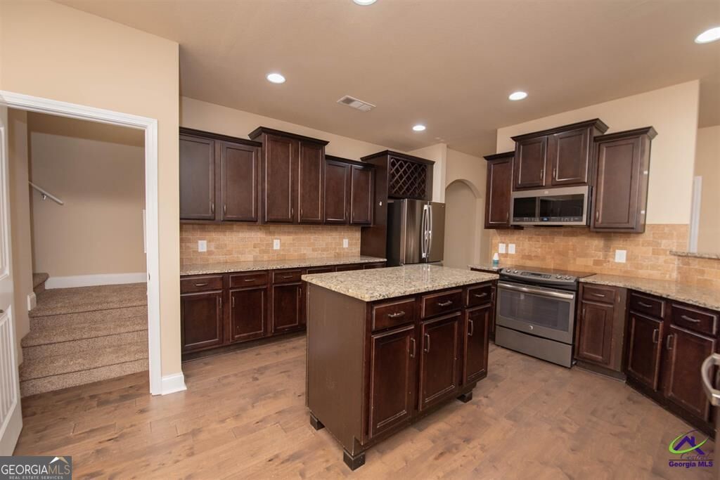 212 Chrisopher Luke Circle Property Photo 46