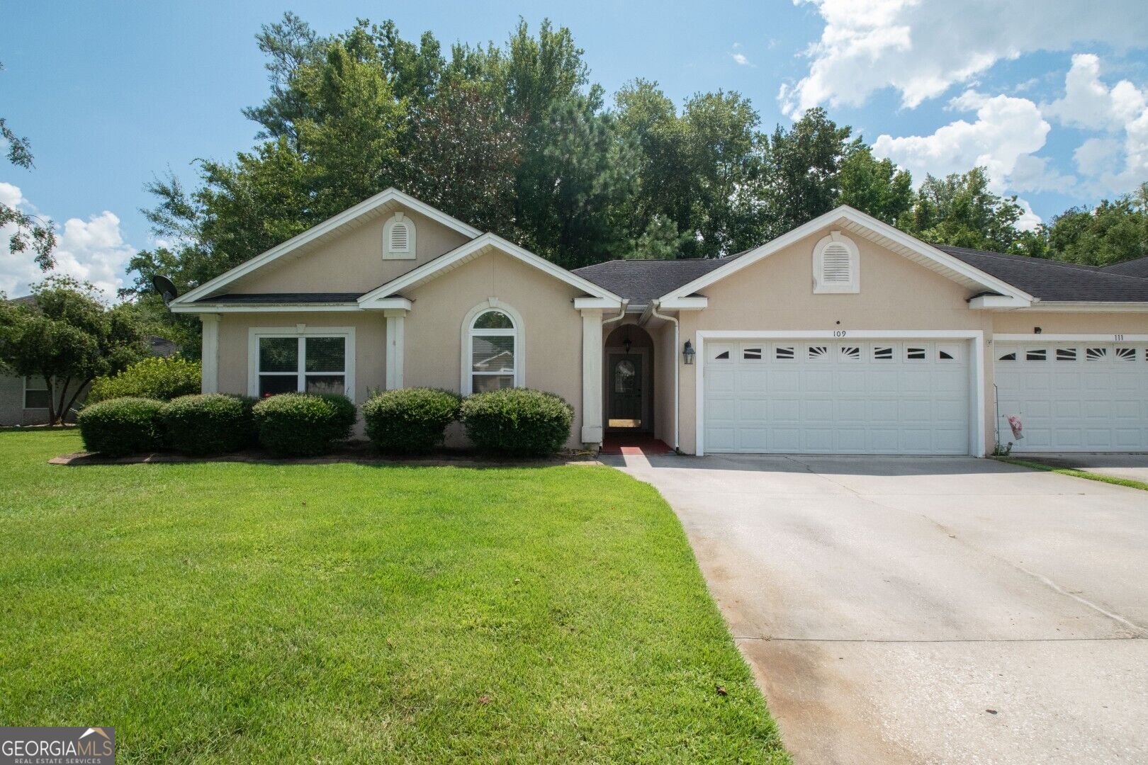 109 Kathryne Bailey Drive Property Photo 1