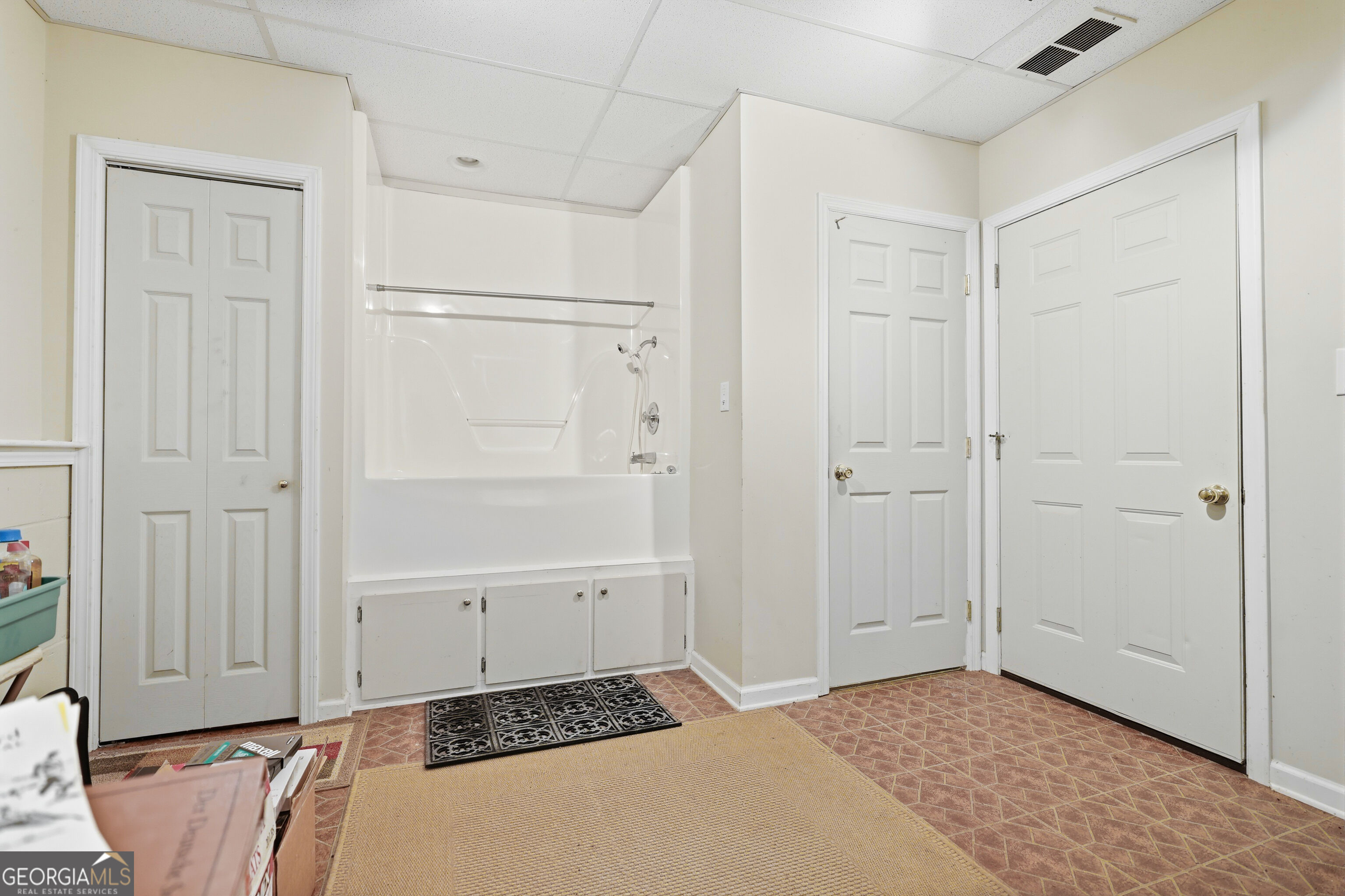 245 Deerhill Drive Property Photo 40