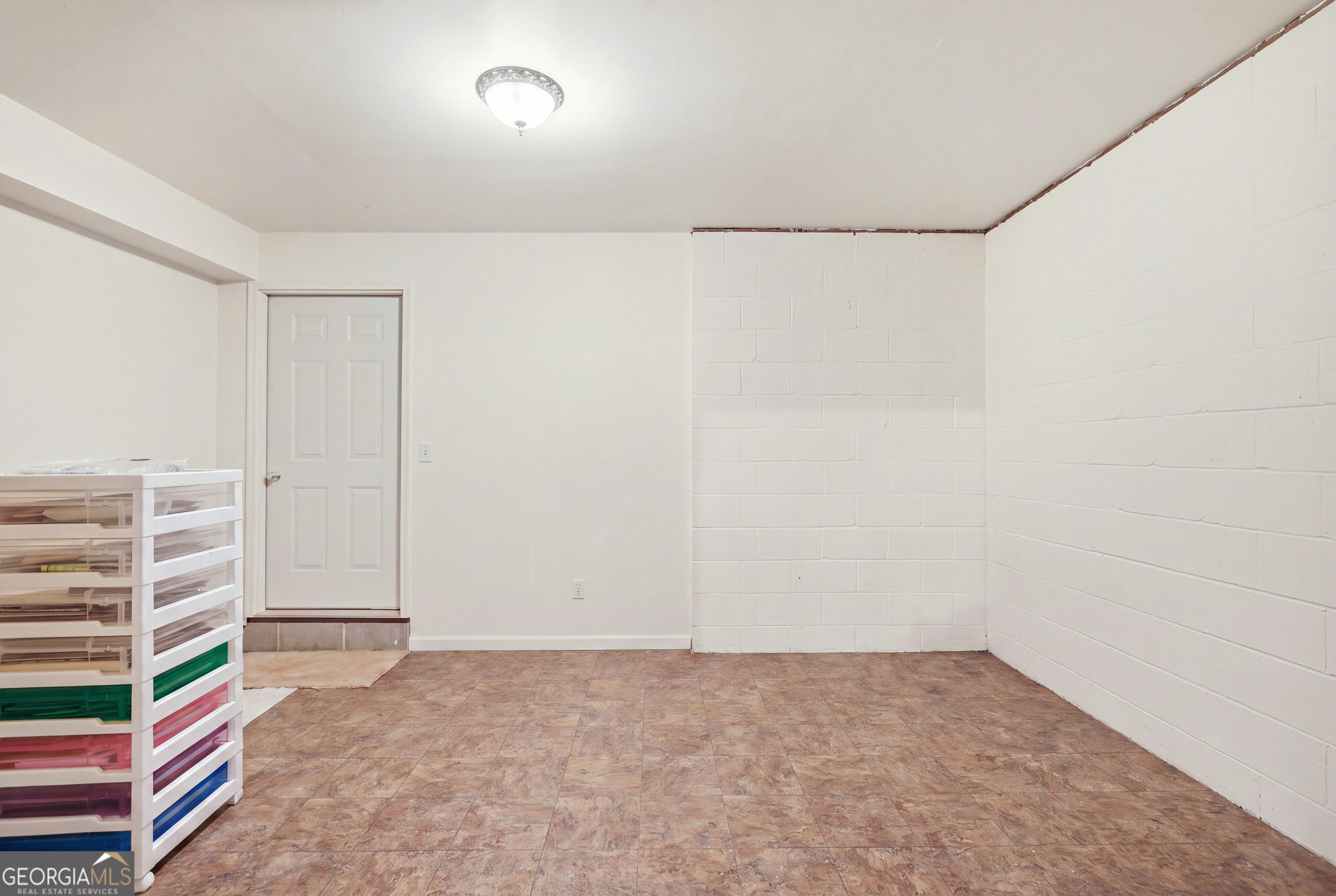 245 Deerhill Drive Property Photo 41