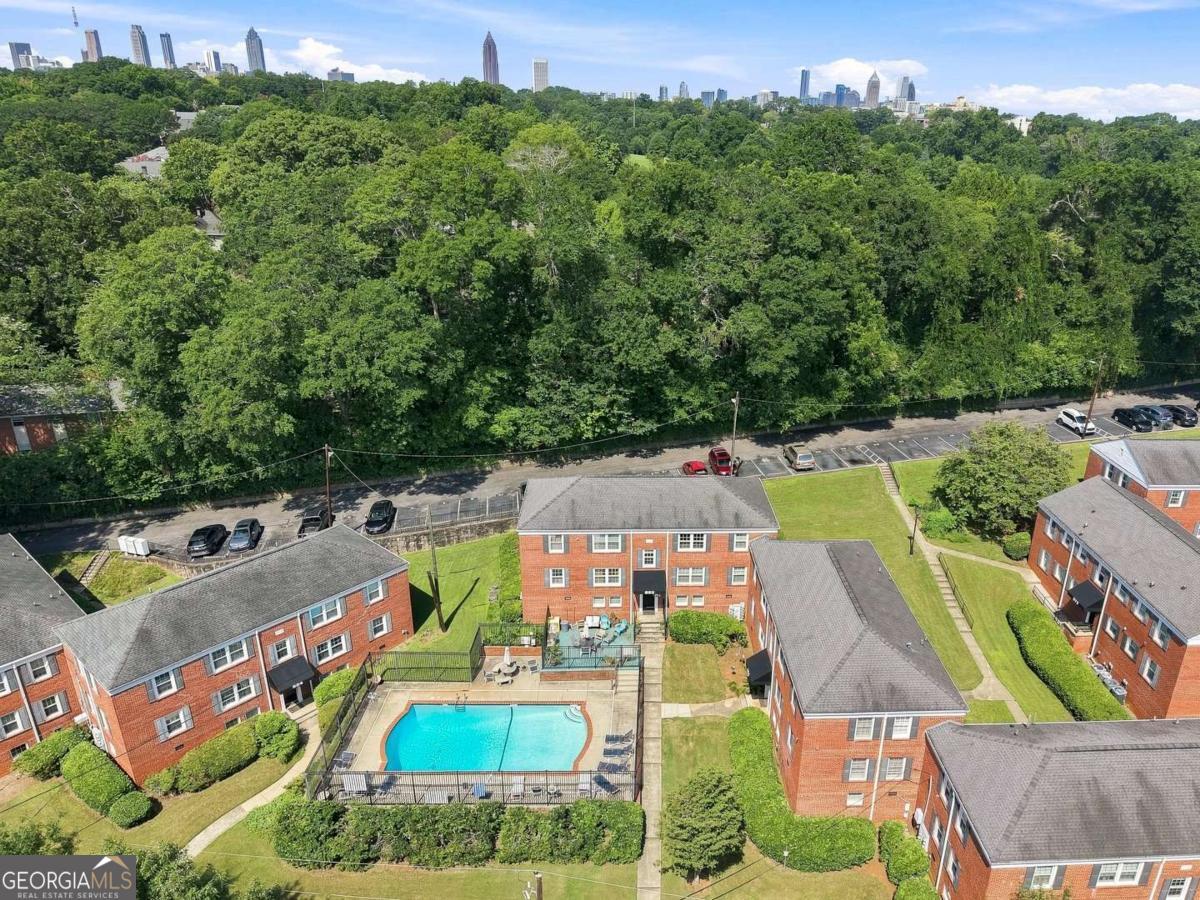 560 Goldsboro Road Ne # B Property Photo 3