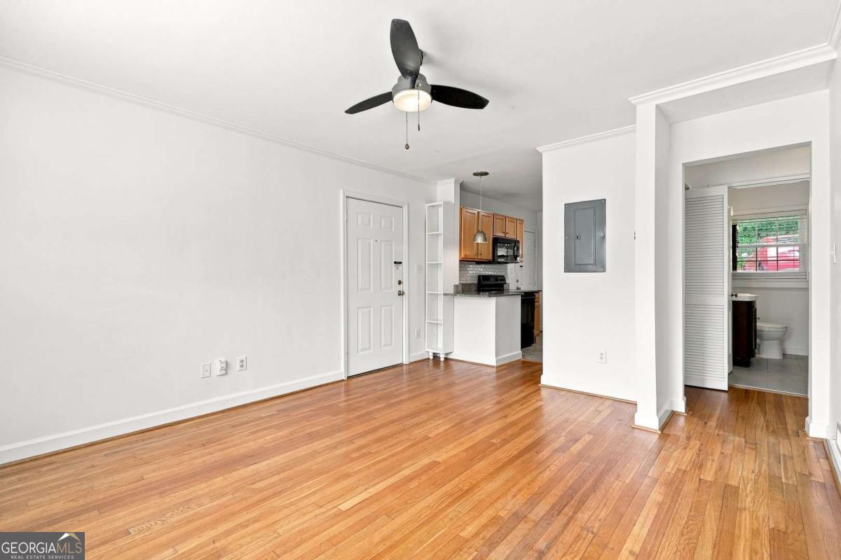 560 Goldsboro Road Ne # B Property Photo 17