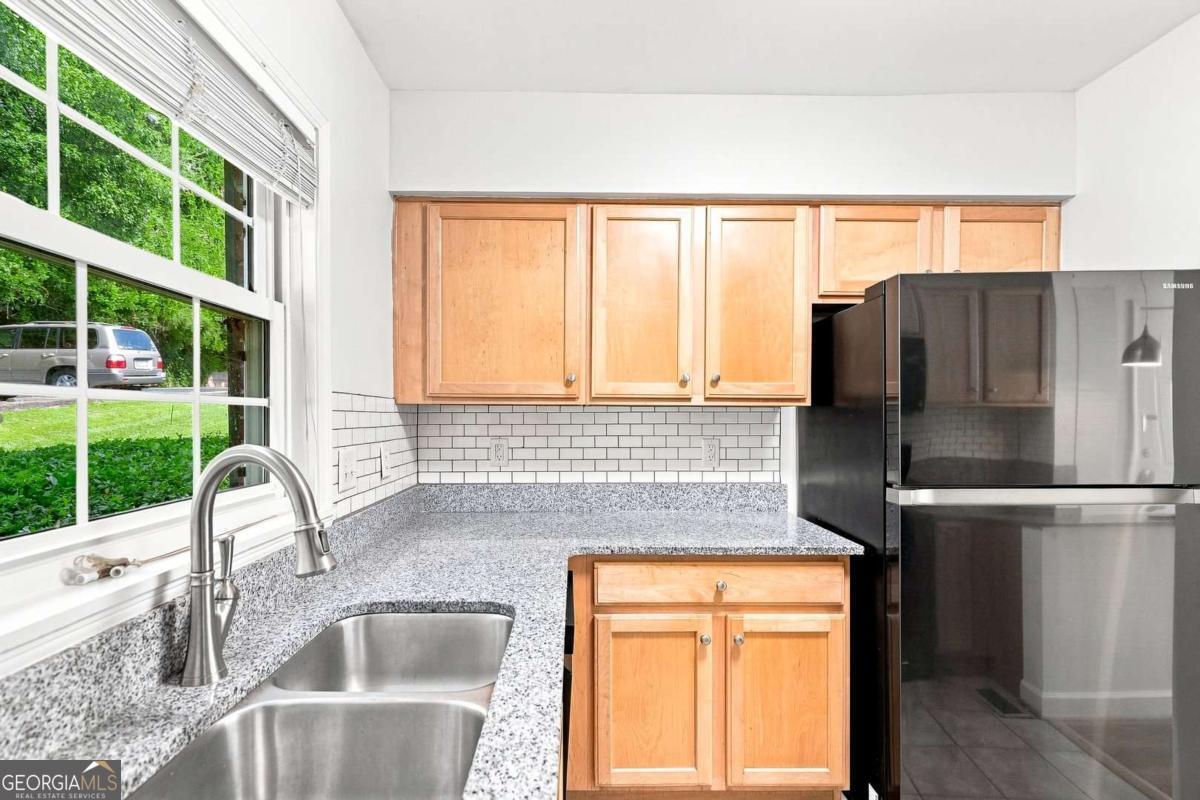 560 Goldsboro Road Ne # B Property Photo 24