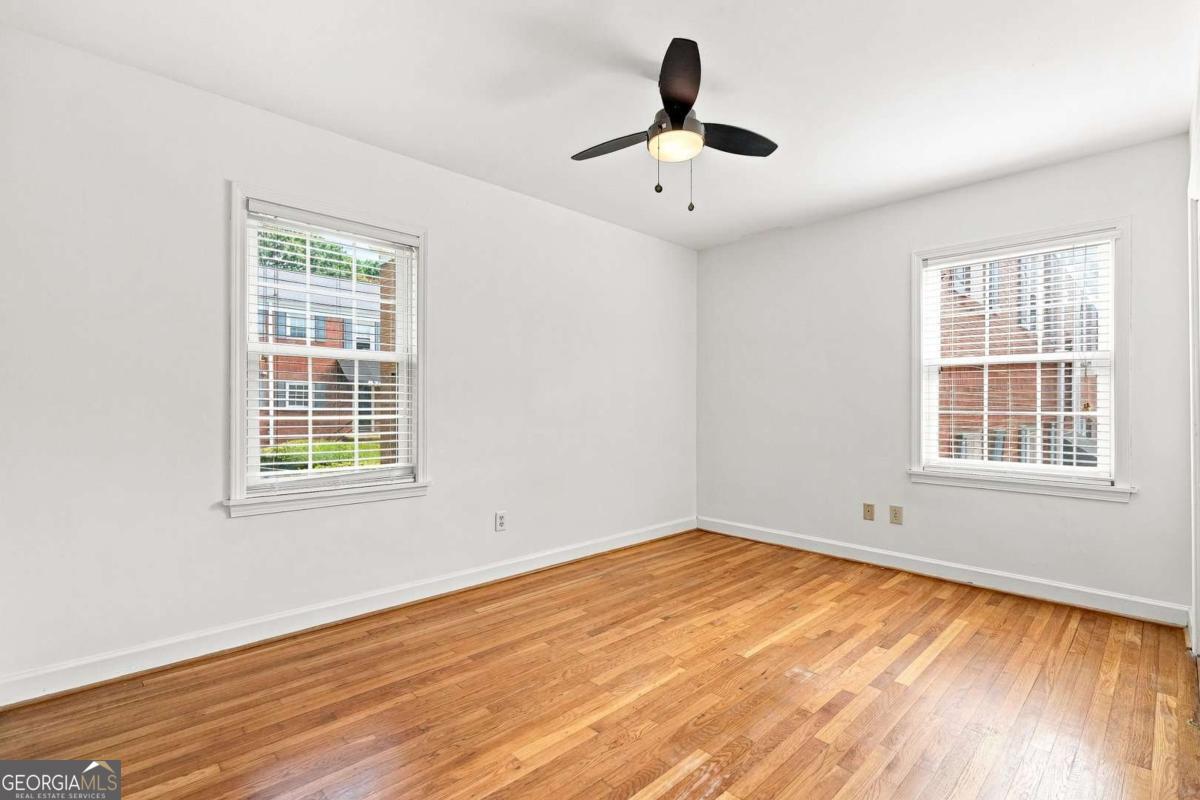 560 Goldsboro Road Ne # B Property Photo 25