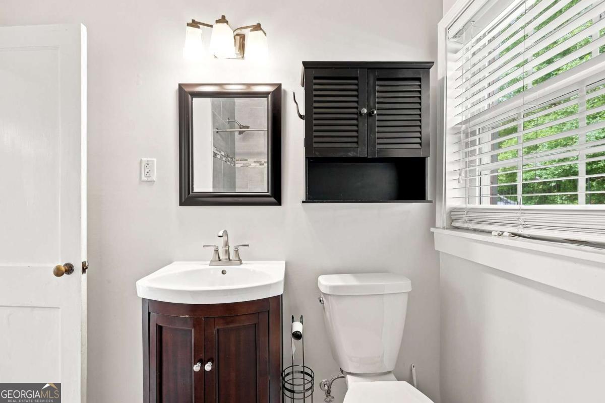 560 Goldsboro Road Ne # B Property Photo 34