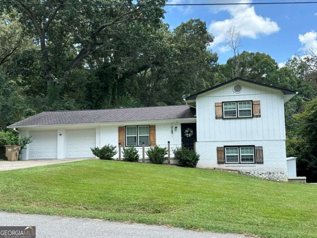 2335 Donnie Lee Drive Property Photo 1