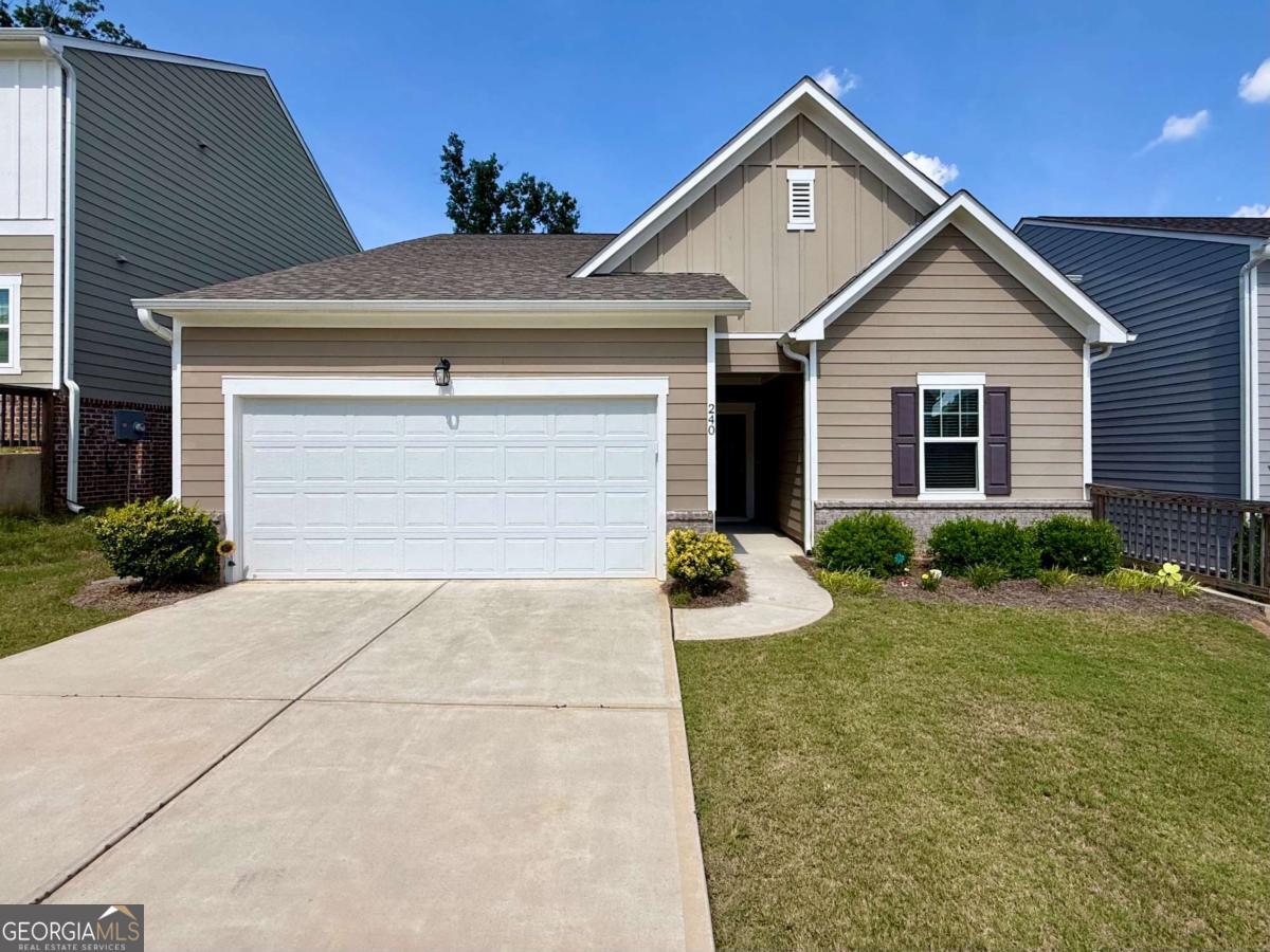 240 Hyde Park Property Photo 1