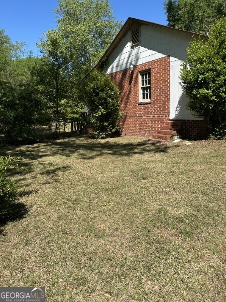 2058 Melton Avenue Property Photo 2