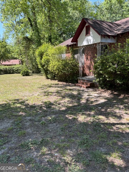2058 Melton Avenue Property Photo 18